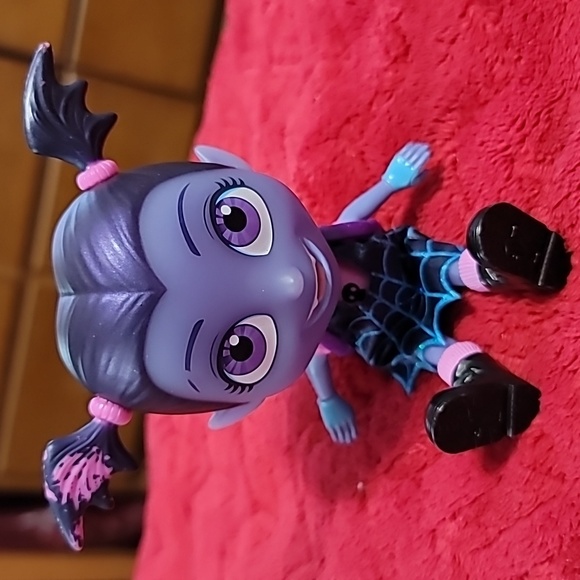 5.5 inch Vampirina Ghoul Girl Doll from Disney - Picture 5 of 5